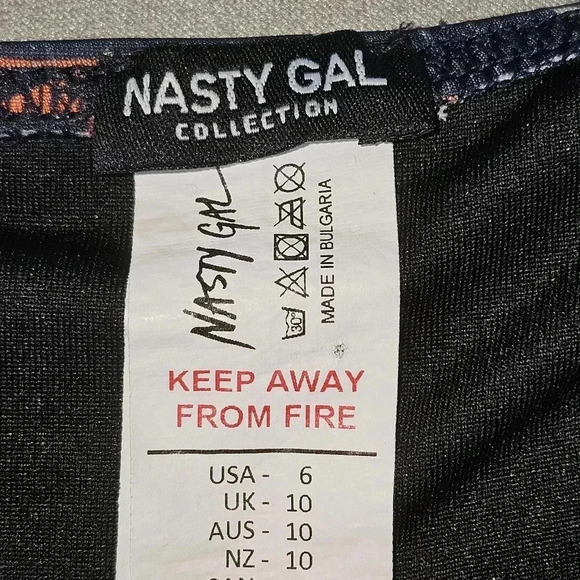 Nasty Gal Just Add Water Leaf Halter Bikini Top And BottomSZ 6 - Picture 16 of 16